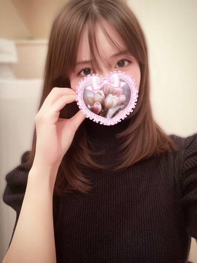 なな 素人系激ｶﾜ清楚美女(受付イチオシ)さんの写真