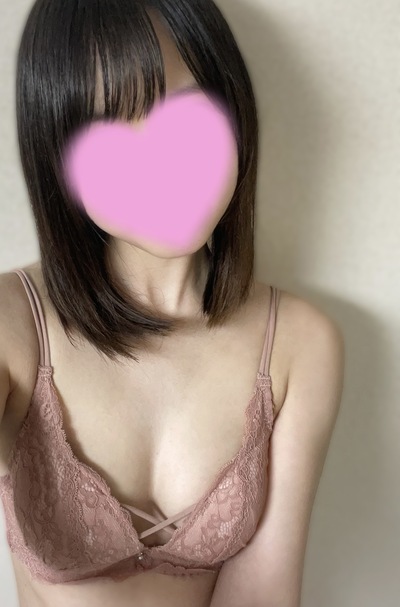 まき 激ｶﾜ素人系黒髪清楚(受付イチオシ)さんの写真